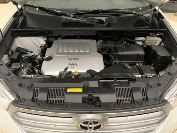 Toyota Highlander II (XU40) Рестайлинг с пробегом 2011 года, цена 1 850 000 рублей, 192870 км, внедорожник, Автокод Объявления