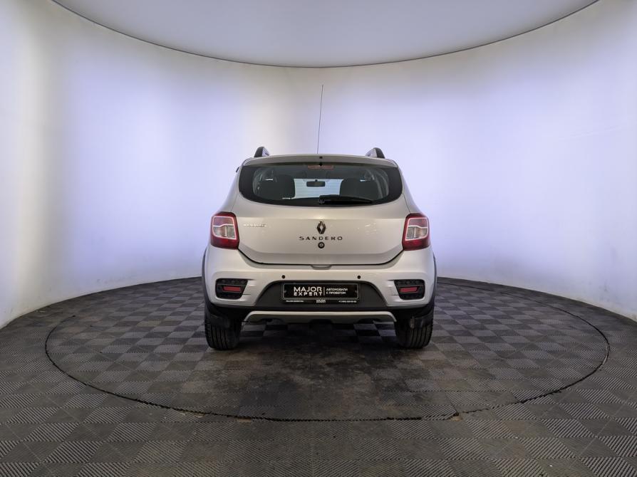 Renault Sandero II Москва  - изображение 6