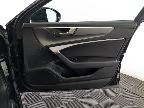 Audi A6 V (C8) с пробегом 2020 года, цена 3 165 000 рублей, 124014 км, седан, Автокод Объявления