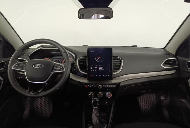 Lada (ВАЗ) Vesta I Рестайлинг (NG) с пробегом 2024 года, цена 1 370 000 рублей, 5842 км, седан, Автокод Объявления