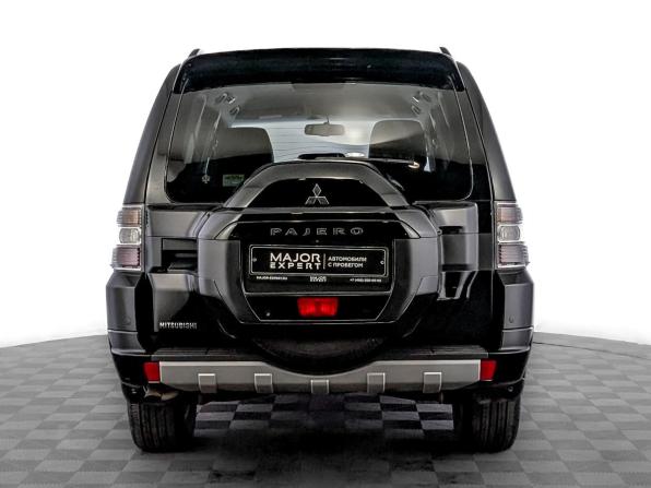 Mitsubishi Pajero IV Рестайлинг 2 с пробегом 2014 года, цена 2 240 000 рублей, 150492 км, внедорожник, Автокод Объявления
