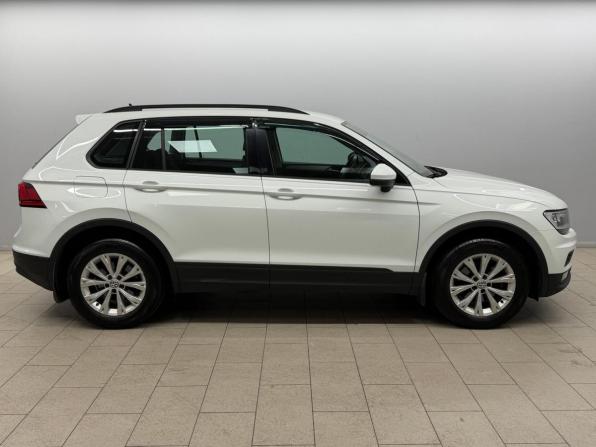 Volkswagen Tiguan II с пробегом 2020 года, цена 2 353 000 рублей, 60012 км, внедорожник, Автокод Объявления