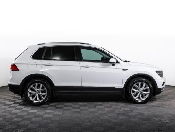 Volkswagen Tiguan II с пробегом 2017 года, цена 2 380 000 рублей, 114279 км, внедорожник, Автокод Объявления