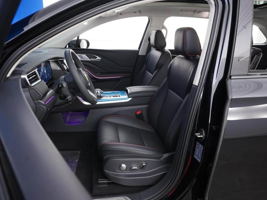 Hongqi HS7 II Москва  - изображение 11