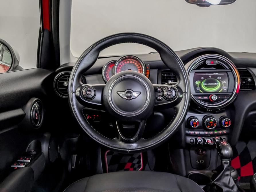 Mini Hatch III (F55/F56) Москва  - изображение 21