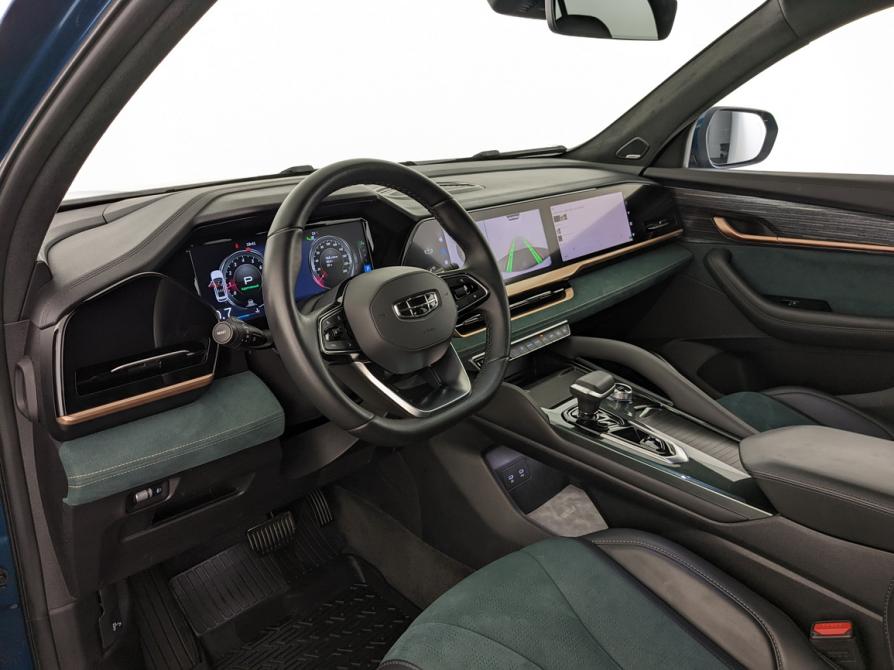 Geely Monjaro I Москва  - изображение 17