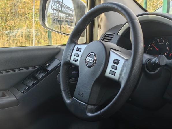 Nissan Pathfinder III Рестайлинг с пробегом 2012 года, цена 1 469 000 рублей, 283900 км, внедорожник, Автокод Объявления