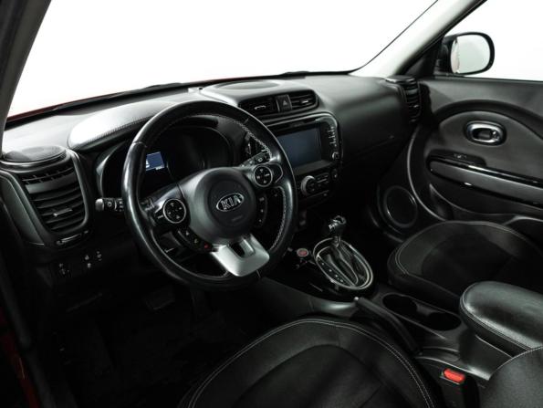 Kia Soul II Рестайлинг с пробегом 2018 года, цена 1 799 700 рублей, 92331 км, хэтчбек, Автокод Объявления
