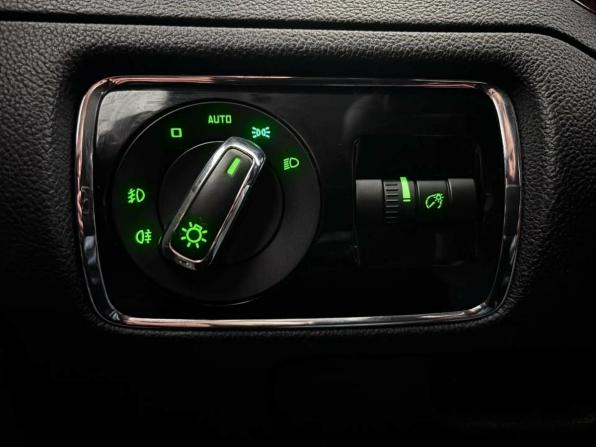 Skoda Superb II Рестайлинг с пробегом 2014 года, цена 1 199 000 рублей, 154679 км, лифтбек, Автокод Объявления