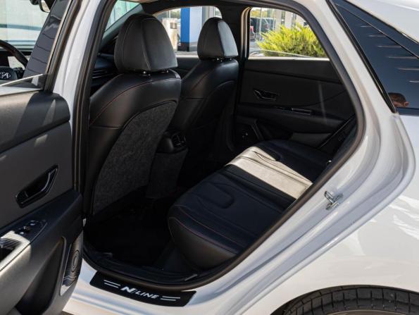 Hyundai Avante VII с пробегом 2021 года, цена 2 795 000 рублей, 80990 км, седан, Автокод Объявления