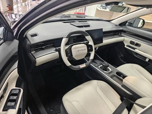 JETOUR DASHING I с пробегом 2024 года, цена 1 800 000 рублей, 58936 км, внедорожник, Автокод Объявления