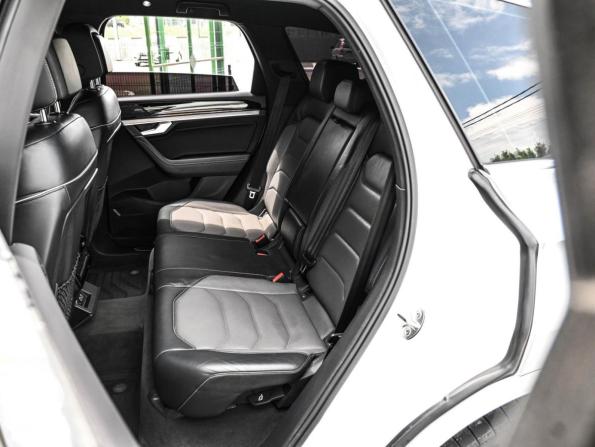Volkswagen Touareg III с пробегом 2018 года, цена 3 899 000 рублей, 236096 км, внедорожник, Автокод Объявления
