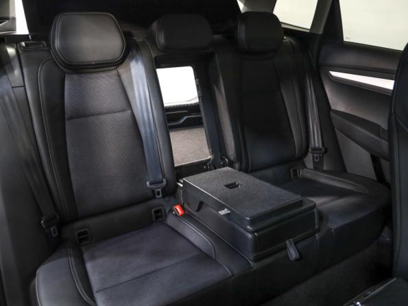 Skoda Karoq I с пробегом 2021 года, цена 2 399 000 рублей, 72295 км, внедорожник, Автокод Объявления