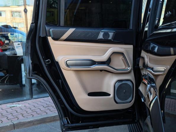 BYD FangChengBao Leopard 8 с пробегом 2024 года, цена 6 500 000 рублей, 36800 км, внедорожник, Автокод Объявления
