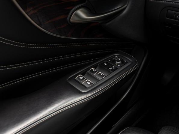 Lexus LS V с пробегом 2018 года, цена 5 950 000 рублей, 103761 км, седан, Автокод Объявления