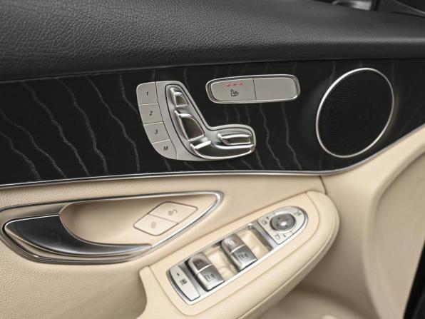 Mercedes-Benz GLC I (X253) с пробегом 2018 года, цена 3 640 000 рублей, 80270 км, внедорожник, Автокод Объявления