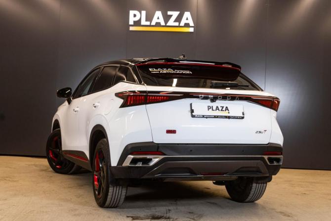 Omoda C5 I с пробегом 2023 года, цена 1 689 000 рублей, 51112 км, внедорожник, Автокод Объявления