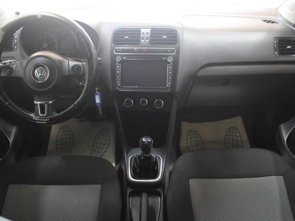 Volkswagen Polo V с пробегом 2011 года, цена 530 000 рублей, 230007 км, хэтчбек, Автокод Объявления