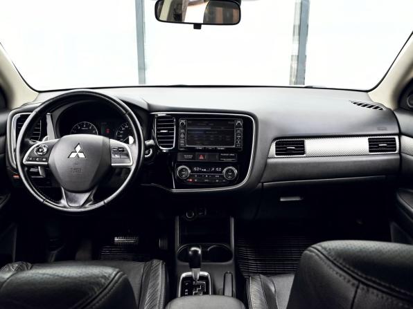 Mitsubishi Outlander III с пробегом 2014 года, цена 1 399 000 рублей, 239500 км, внедорожник, Автокод Объявления