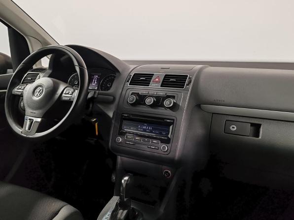 Volkswagen Touran I Рестайлинг 2 с пробегом 2012 года, цена 1 199 000 рублей, 74439 км, компактвэн, Автокод Объявления