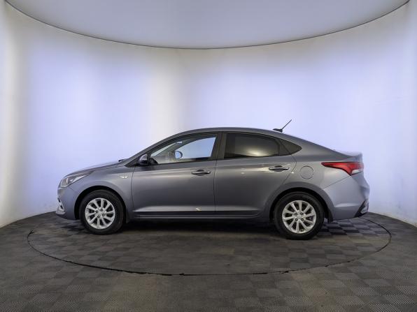 Hyundai Solaris II с пробегом 2017 года, цена 1 150 000 рублей, 110581 км, седан, Автокод Объявления