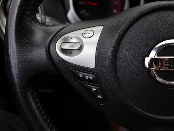 Nissan Juke I с пробегом 2011 года, цена 990 000 рублей, 69377 км, внедорожник, Автокод Объявления
