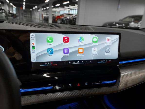 BMW 5 серии VIII (G60/G61/G68) с пробегом 2024 года, цена 7 400 000 рублей, 23532 км, седан, Автокод Объявления