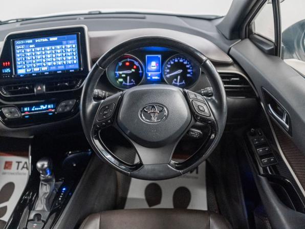 Toyota C-HR I с пробегом 2018 года, цена 1 900 000 рублей, 141424 км, внедорожник, Автокод Объявления