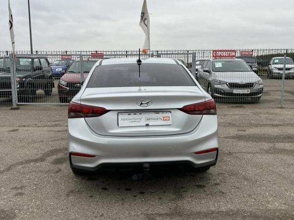 Hyundai Solaris II с пробегом 2019 года, цена 1 350 000 рублей, 110787 км, седан, Автокод Объявления