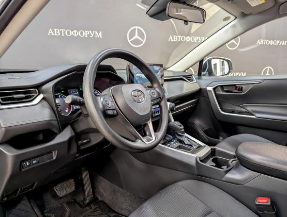 Toyota RAV4 V (XA50) с пробегом 2025 года, цена 3 555 000 рублей, 38652 км, внедорожник, Автокод Объявления