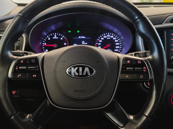 Kia Sorento III Prime Рестайлинг с пробегом 2018 года, цена 2 531 000 рублей, 162077 км, внедорожник, Автокод Объявления