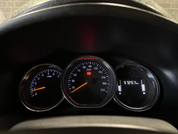 Renault Logan II Рестайлинг с пробегом 2020 года, цена 865 000 рублей, 57256 км, седан, Автокод Объявления