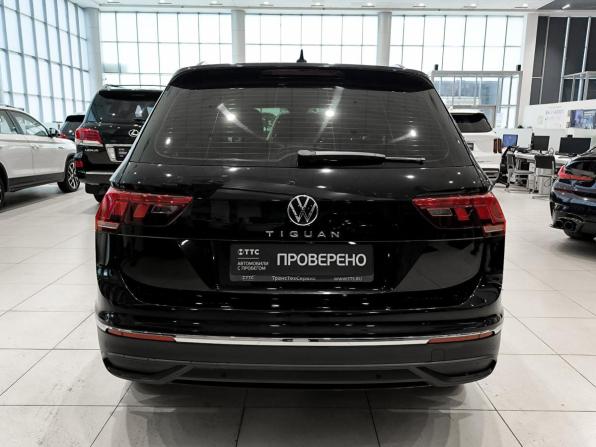 Volkswagen Tiguan II Рестайлинг с пробегом 2021 года, цена 2 995 000 рублей, 98768 км, внедорожник, Автокод Объявления