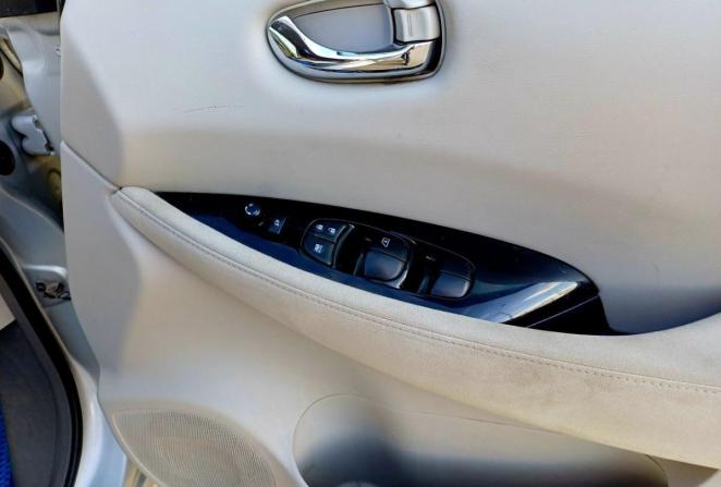 Nissan Leaf I (ZE0/AZE0) с пробегом 2013 года, цена 770 000 рублей, 175616 км, хэтчбек, Автокод Объявления