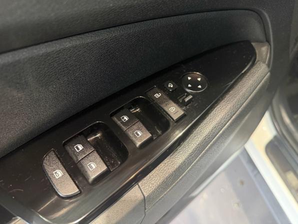 Kia Sportage V с пробегом 2021 года, цена 2 749 000 рублей, 123600 км, внедорожник, Автокод Объявления