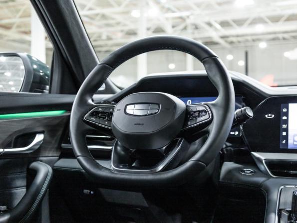 Geely Monjaro I Рестайлинг с пробегом 2025 года, цена 3 885 000 рублей, 11600 км, внедорожник, Автокод Объявления