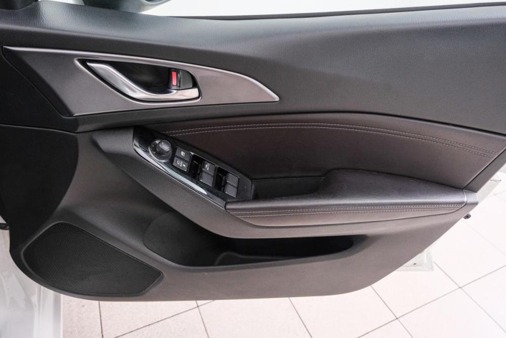 Mazda Axela III Рестайлинг Красноярск  - изображение 16