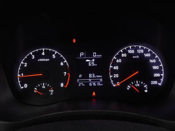 Hyundai Solaris II с пробегом 2018 года, цена 1 245 000 рублей, 167613 км, седан, Автокод Объявления