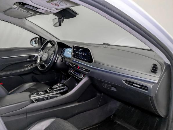 Hyundai Sonata VIII (DN8) с пробегом 2022 года, цена 2 490 000 рублей, 107943 км, седан, Автокод Объявления
