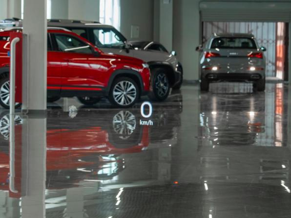 Lynk &amp; Co 900 с пробегом 2025 года, цена 7 700 000 рублей, 50 км, внедорожник, Автокод Объявления