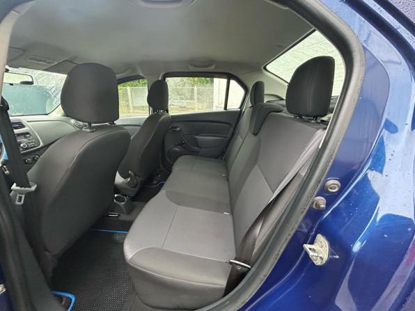 Renault Logan II с пробегом 2017 года, цена 675 000 рублей, 186100 км, седан, Автокод Объявления