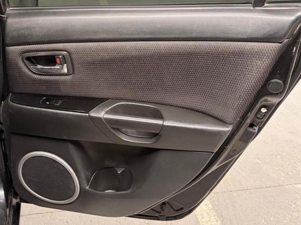 Mazda 3 I (BK) Рестайлинг с пробегом 2008 года, цена 390 000 рублей, 301076 км, седан, Автокод Объявления
