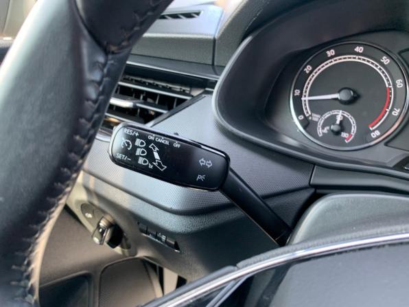 Skoda Rapid II с пробегом 2021 года, цена 1 492 300 рублей, 138058 км, лифтбек, Автокод Объявления