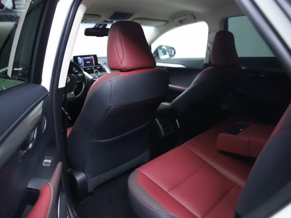 Lexus NX I Рестайлинг с пробегом 2019 года, цена 4 190 000 рублей, 75813 км, внедорожник, Автокод Объявления