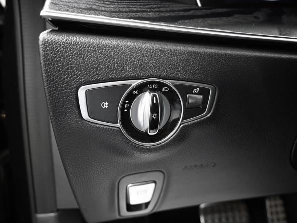 Mercedes-Benz E-Класс V (W213 S213 C238) с пробегом 2018 года, цена 2 600 000 рублей, 187842 км, седан, Автокод Объявления