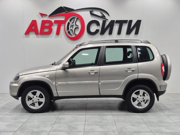 Chevrolet Niva I Рестайлинг с пробегом 2017 года, цена 749 000 рублей, 82054 км, внедорожник, Автокод Объявления