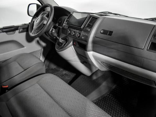 Volkswagen Caravelle T5 Рестайлинг с пробегом 2011 года, цена 1 295 000 рублей, 227563 км, минивэн, Автокод Объявления