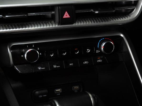 Kia K5 III с пробегом 2021 года, цена 2 448 000 рублей, 93900 км, седан, Автокод Объявления