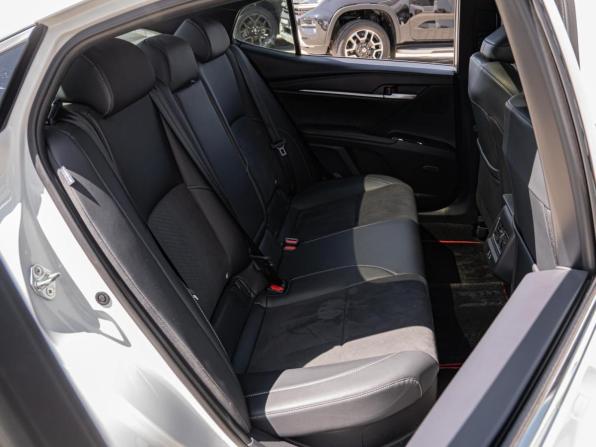 Toyota Camry IX (XV80) China Market с пробегом 2024 года, цена 4 100 000 рублей, 15980 км, седан, Автокод Объявления