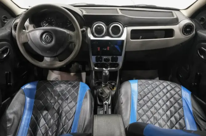 Renault Logan I Рестайлинг с пробегом 2011 года, цена 199 000 рублей, 275000 км, седан, Автокод Объявления